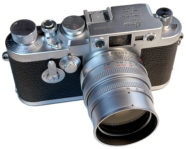 Leica IIIG front
